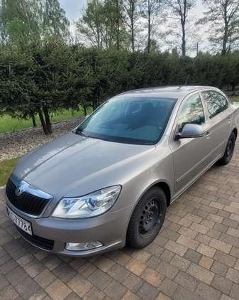 Skoda Octavia cena 20500 przebieg: 236000, rok produkcji 2012 z Żarów małe 11